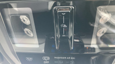 Volkswagen ID.3 107KW Family Pro 58kWh 5dr Auto Electric Hatchback